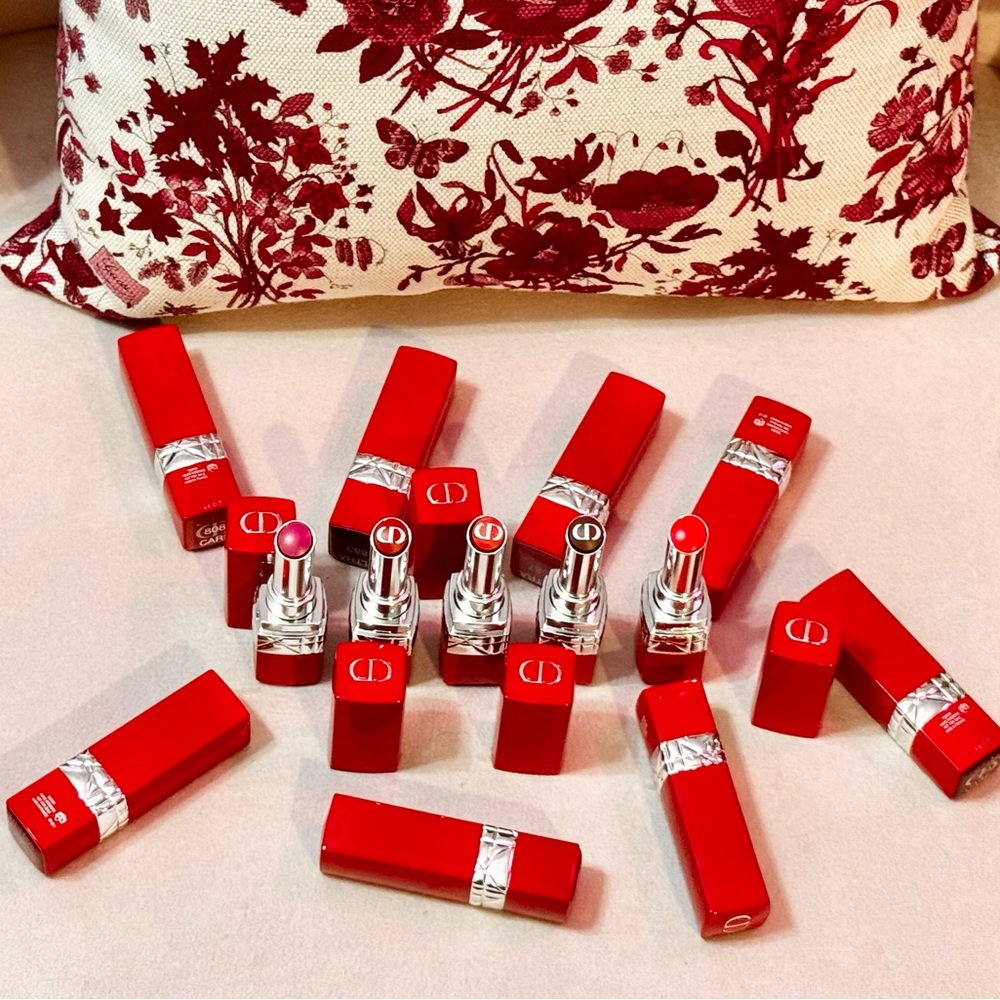 LAST FEW‼️ Dior Rouge Dior Ultra Rouge Hydra Lipstick